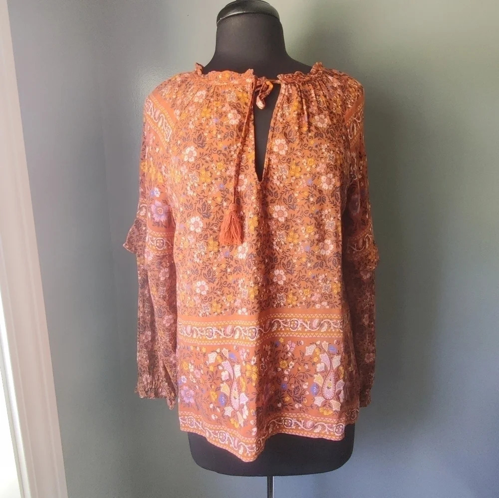 American Eagle Bohemian Floral Paisley Long Sleeve